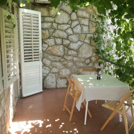 Appartement Apartman Stipe à Jelsa  Extérieur photo
