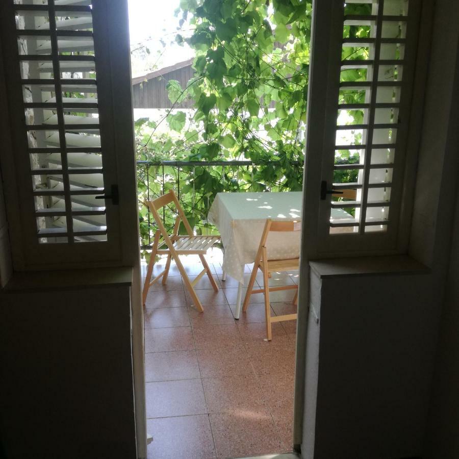 Appartement Apartman Stipe à Jelsa  Extérieur photo