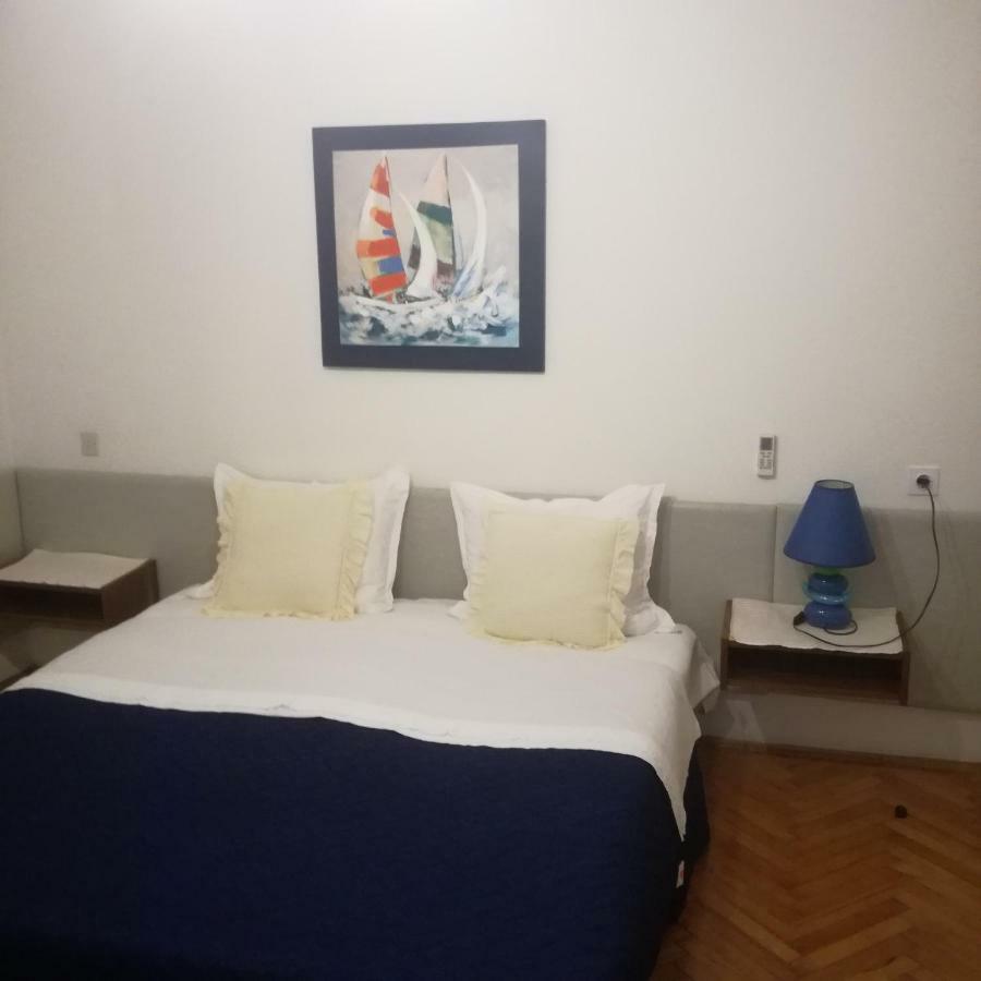 Appartement Apartman Stipe à Jelsa  Extérieur photo